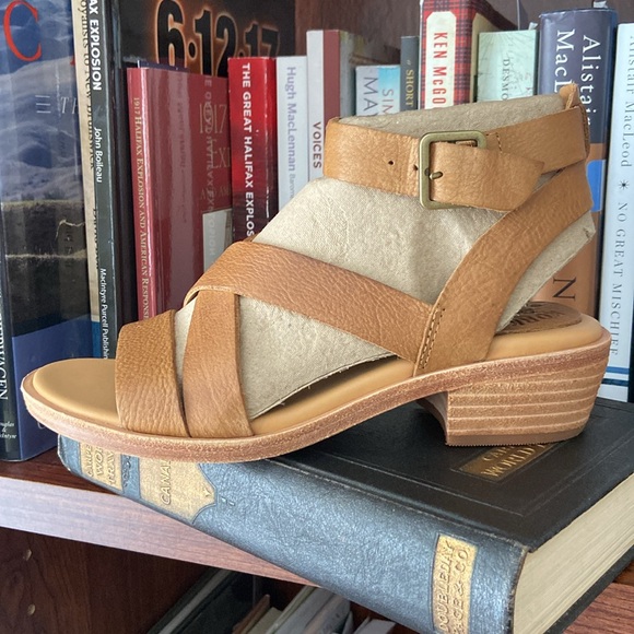 New! Kork-Ease Marianna Light Brown Italian Leather Sandals Women's Size 6 - Picture 3 of 14